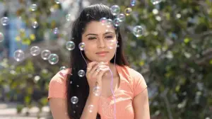 Backdrop to the movie "Aarambame Attagasam" #743290