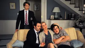 Backdrop to the movie "In the House" #805924