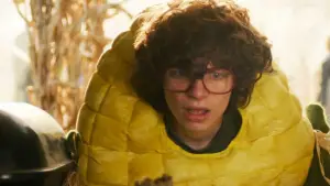 Backdrop to the movie "Carved" #737572