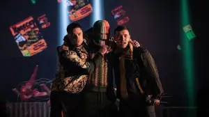 Backdrop to the movie "Kneecap" #615359