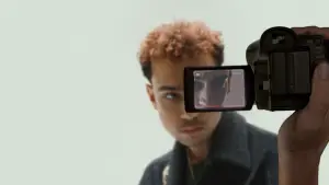 Backdrop to the movie "Lurker" #779543