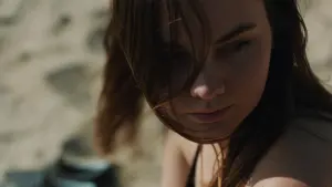 Backdrop to the movie "The Beach House" #411794