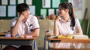 Backdrop to the movie "You Are the Apple of My Eye" #615631