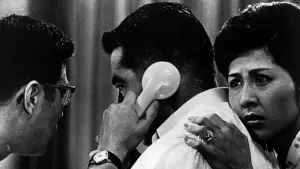 Backdrop to the movie "High and Low" #685305