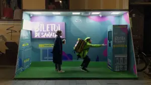 Backdrop to the movie "Kontinental 