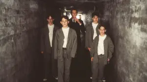 Backdrop to the movie "Sleepers" #205676