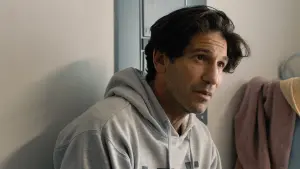 Backdrop to the movie "Sharp Stick" #432119