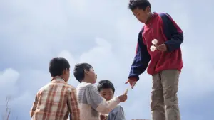 Backdrop to the movie "Tashi" #542548