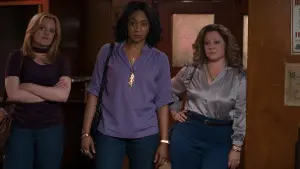 Backdrop to the movie "The Kitchen" #404034