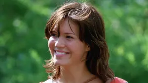 Backdrop to the movie "Chasing Liberty" #296636