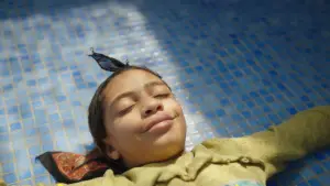 Backdrop to the movie "Happy Birthday" #767279