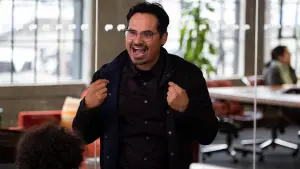 Backdrop to the movie "Jexi" #258869