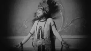 Backdrop to the movie "Zaza" #704532