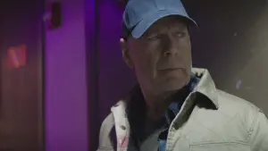 Backdrop to the movie "Wire Room" #325839