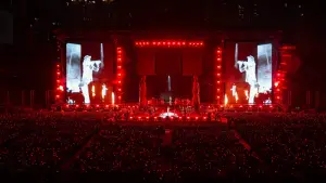 Backdrop to the movie "G-DRAGON IN CINEMA [Übermensch]" #784684