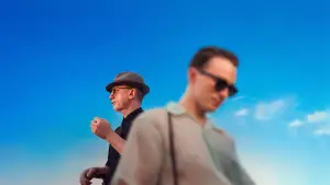 Backdrop to the movie "Queer" #584074