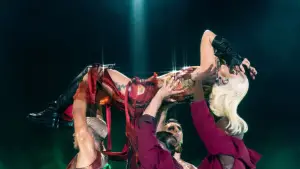 Backdrop to the movie "Gaga Chromatica Ball" #730531