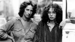 Backdrop to the movie "Girlfriends" #698564