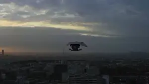 Backdrop to the movie "Drone" #667700