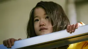 Backdrop to the movie "Shoplifters" #719000