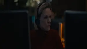 Backdrop to the movie "Through the Night" #480344