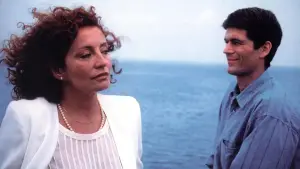 Backdrop to the movie "The Mirage" #649403