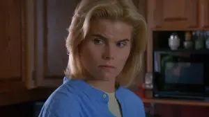 Backdrop to the movie "Bad Moon" #424494