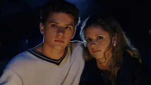 Backdrop to the movie "I Know What You Did Last Summer" #694647