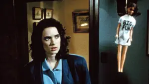 Backdrop to the movie "Heathers" #854822