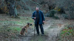 Backdrop to the movie "The Beasts" #208713