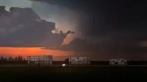 Backdrop to the movie "Three Billboards Outside Ebbing, Missouri" #178553