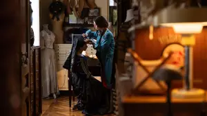 Backdrop to the movie "Diamonds" #530615