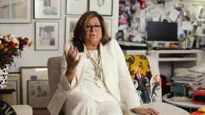 Backdrop to the movie "Bob Mackie: Naked Illusion" #785159