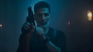 Backdrop to the movie "Bade Miyan Chote Miyan" #416075