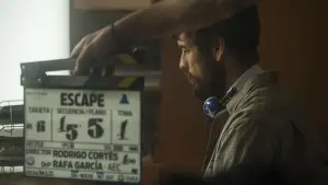 Backdrop to the movie "Escape" #665409