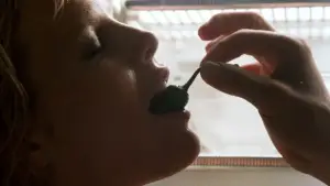 Backdrop to the movie "Nine 1/2 Weeks" #812078