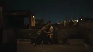 Backdrop to the movie "Homebound" #586238