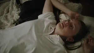 Backdrop to the movie "Absent" #733749