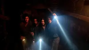 Backdrop to the movie "Until Dawn" #644260