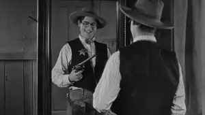 Backdrop to the movie "The Kid Brother" #768017