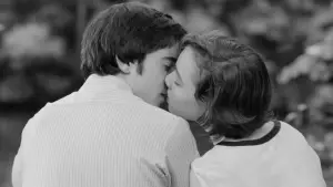 Backdrop to the movie "Weirdos" #660780