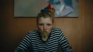 Backdrop to the movie "How to Be Normal and the Oddness of the Other World" #781578