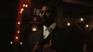 Backdrop to the movie "Sinners" #512403