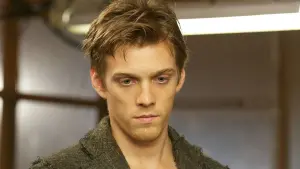 Backdrop to the movie "The Host" #292735