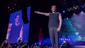 Backdrop to the movie "The Idea of You" #412642