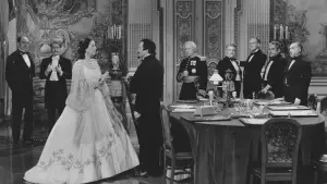 Backdrop to the movie "Juarez" #703555