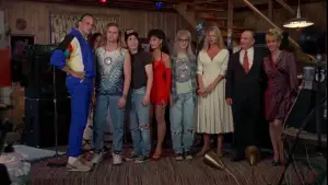 Backdrop to the movie "Wayne