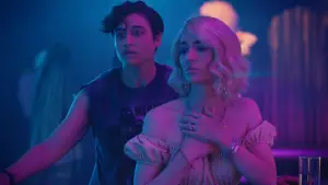 Backdrop to the movie "Queens of the Dead" #536851