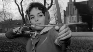 Backdrop to the movie "The Red Circle" #457089