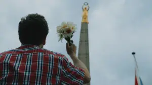 Backdrop to the movie "Agalmatophilia" #774336